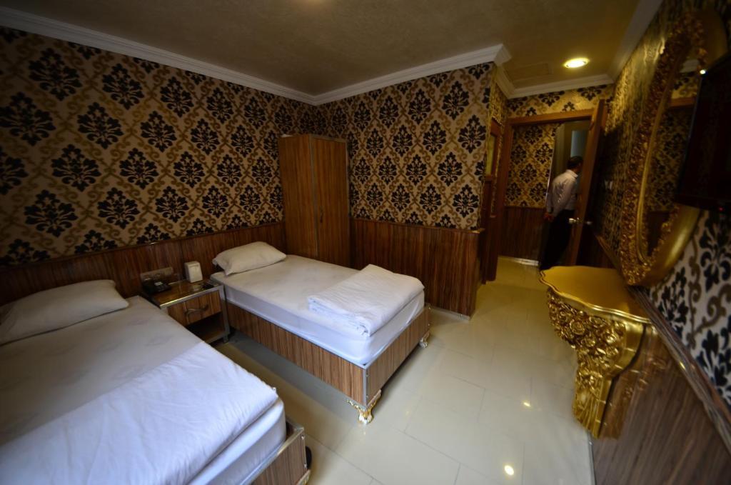 Istiklal Hotel Sanlıurfa Esterno foto